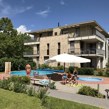 Zamardiresort * Zamardi